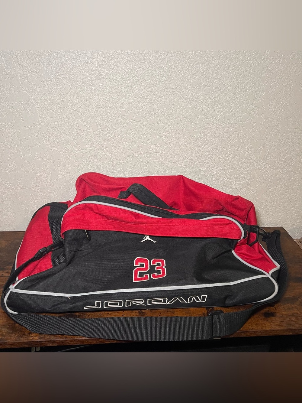JORDAN Vtg 23 Duffle Gym Mens Bag